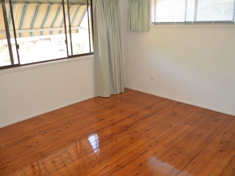 30 Crinum Crescent, Southport QLD 4215