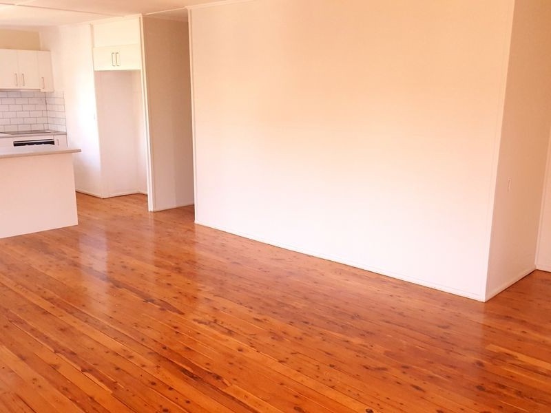 31 Echlin Street, Labrador QLD 4215