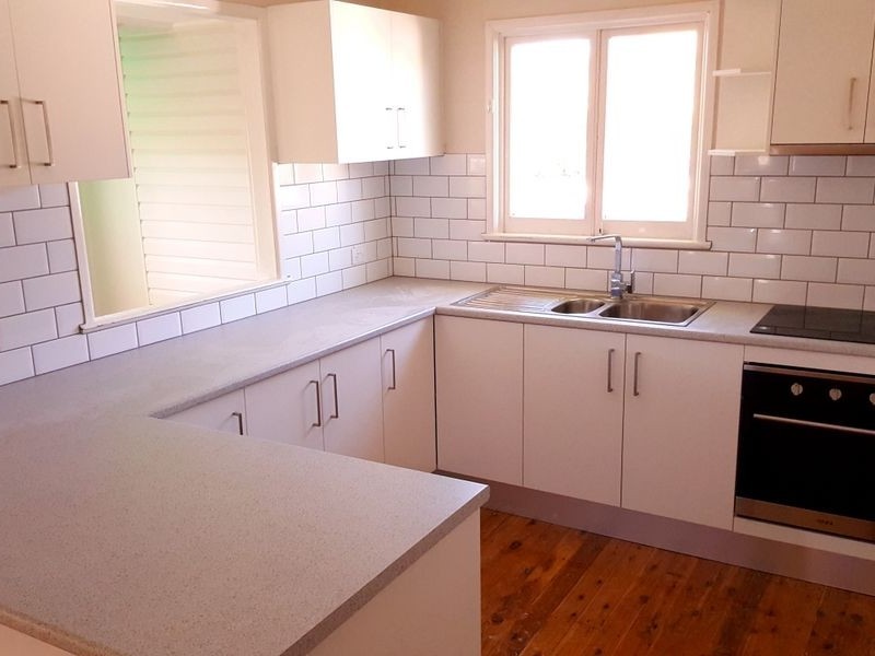 31 Echlin Street, Labrador QLD 4215