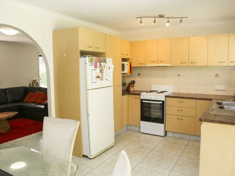 124 Benowa Road, Benowa QLD 4217