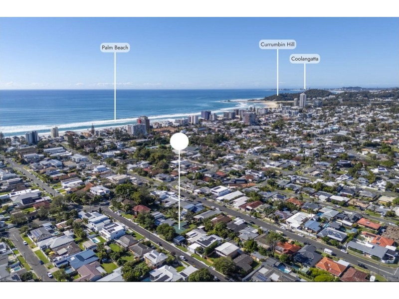 10 Iluka Street, Palm Beach QLD 4221