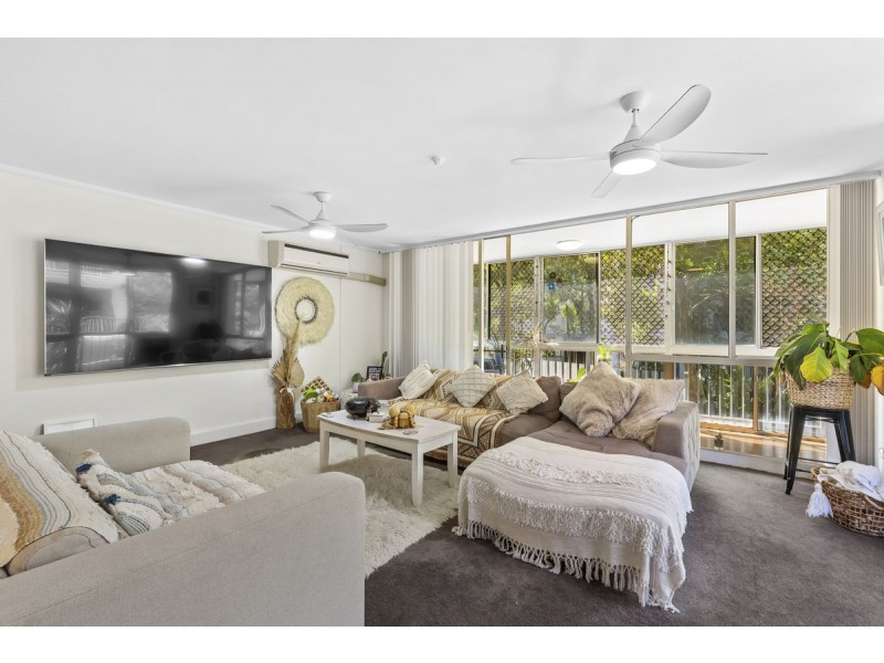 4/18 Queen Street, Southport QLD 4215