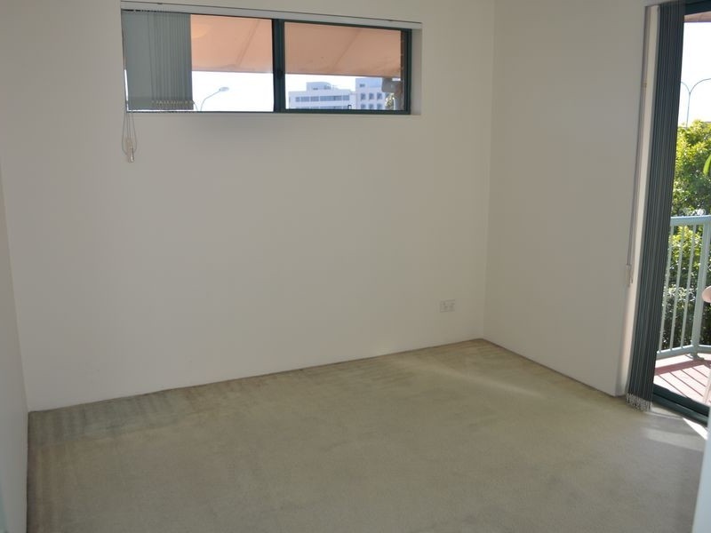 7/45 Pohlman Street, Southport QLD 4215