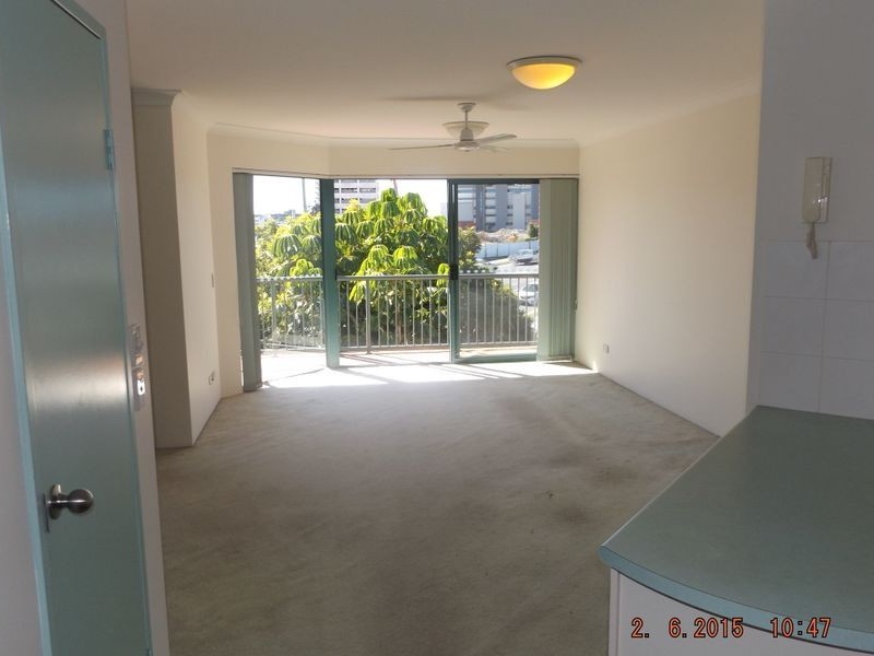 18/45 Pohlman Street, Southport QLD 4215