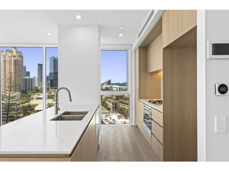 604/4-6 Rosewood Avenue, Broadbeach QLD 4218