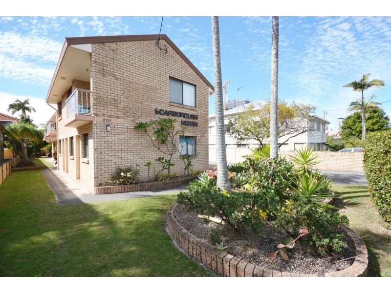 1/209 Scarborough Street, Southport QLD 4215