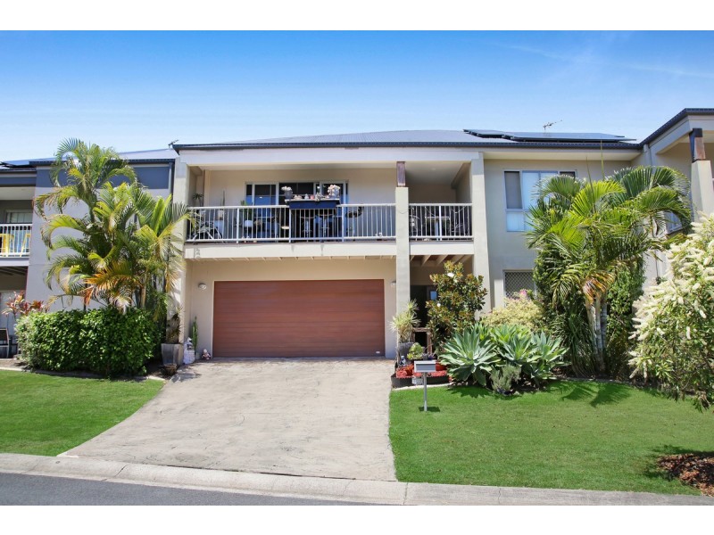 2/3 Marciana Crescent, Varsity Lakes QLD 4227