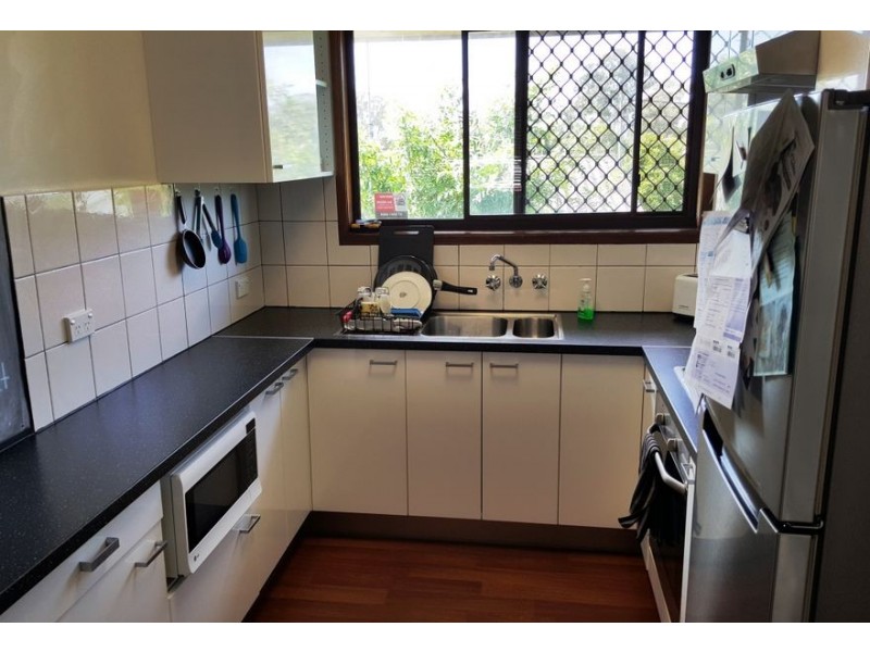 1/11 Ellen Street, Southport QLD 4215