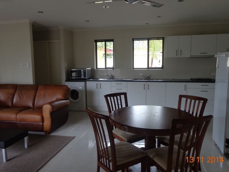 31A Wistaria Avenue, Southport QLD 4215