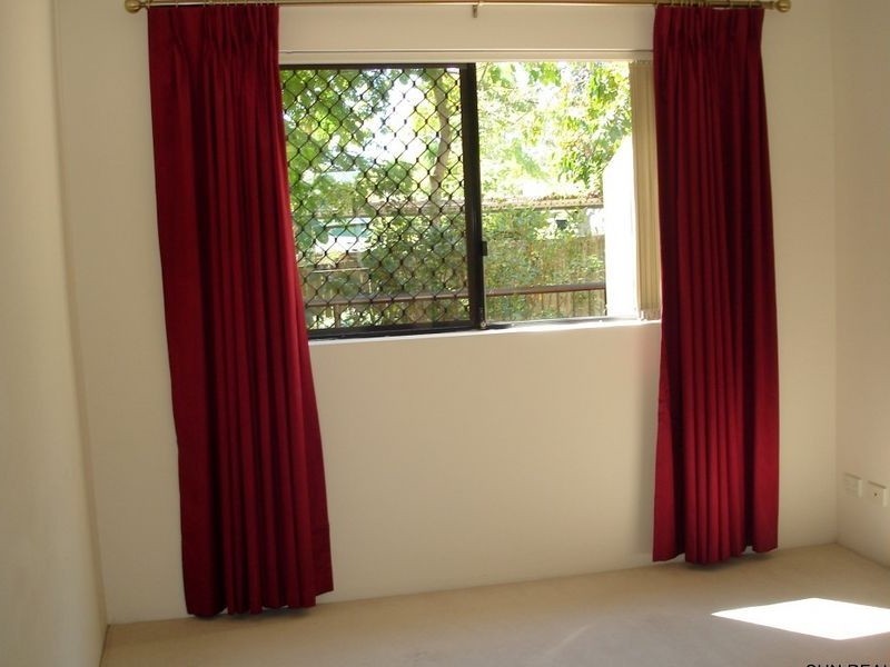 9/170 High Street, Southport QLD 4215