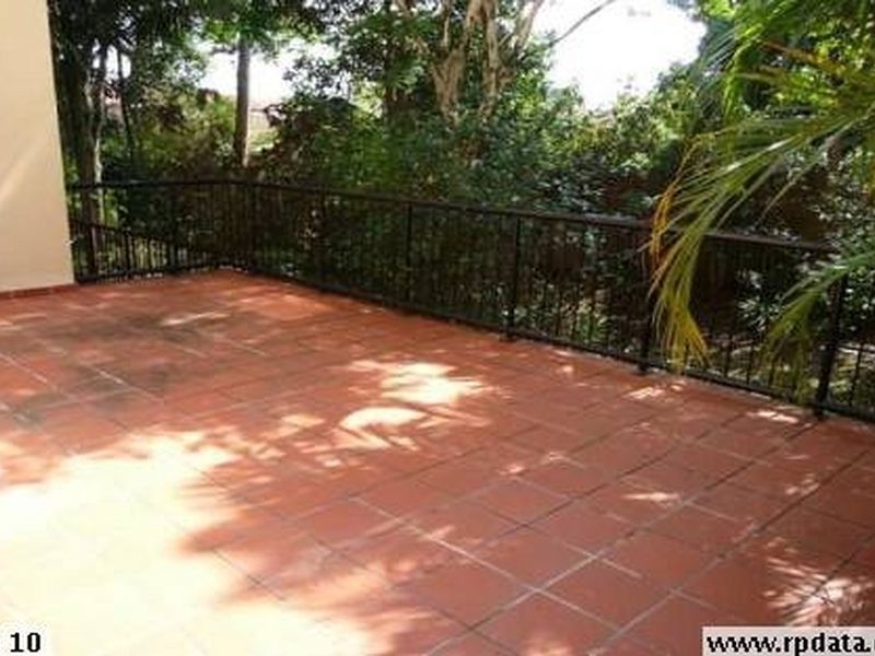 9/170 High Street, Southport QLD 4215