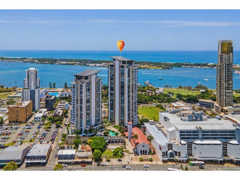 216/105 Scarborough Street, Southport QLD 4215