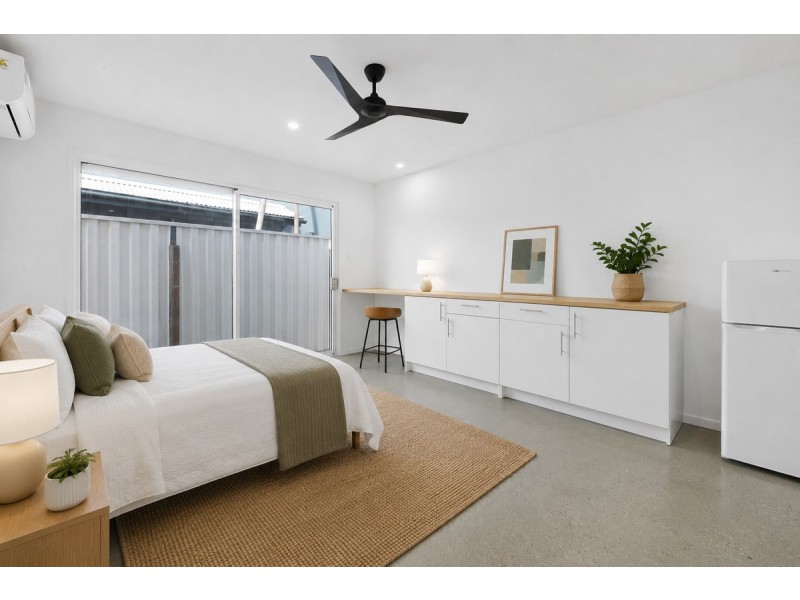 Room 2/71 Queen Street, Southport QLD 4215