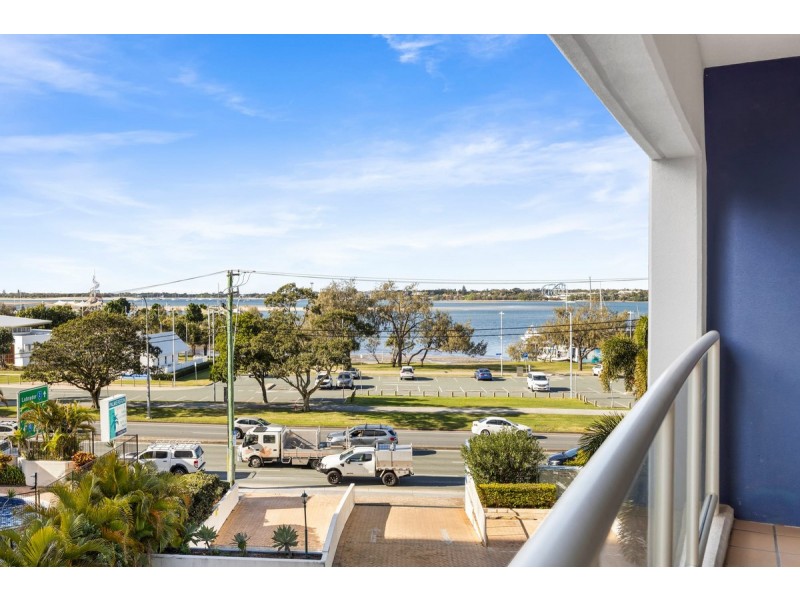 49/106 Marine Parade, Southport QLD 4215