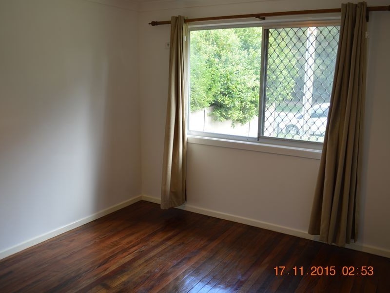 31 Baratta Street, Southport QLD 4215