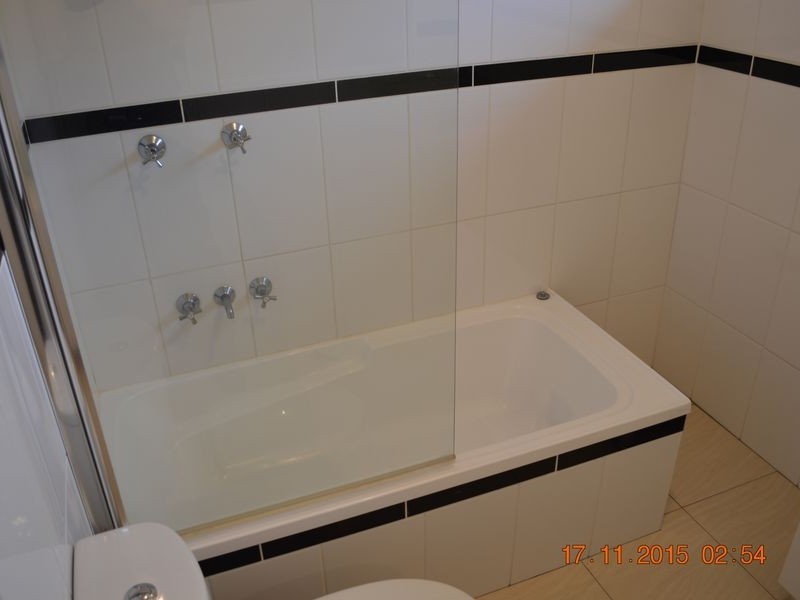 31 Baratta Street, Southport QLD 4215