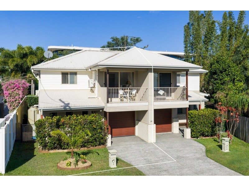 1/20 Barton Avenue, Southport QLD 4215