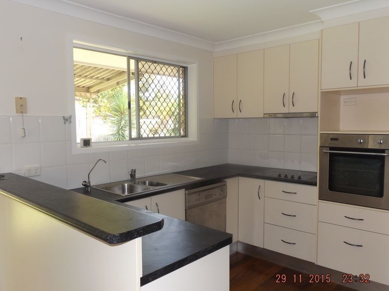 14 Lara Street, Southport QLD 4215