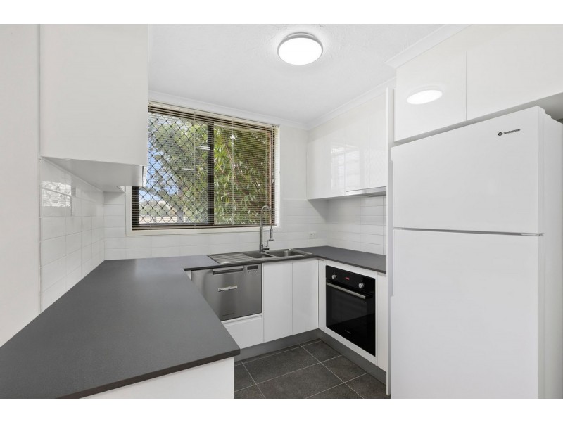 1/18 Garden Street, Southport QLD 4215