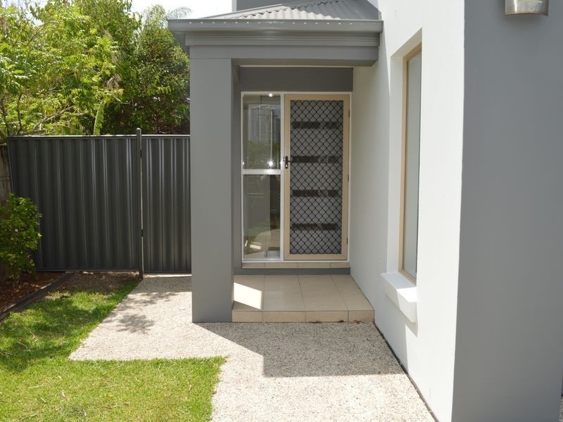 1/45 North Street, Southport QLD 4215