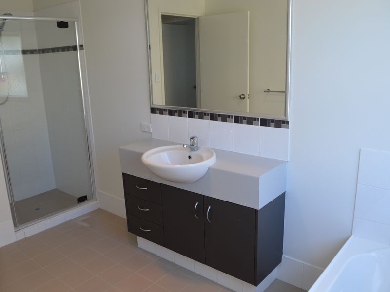 2/45 North Street, Southport QLD 4215