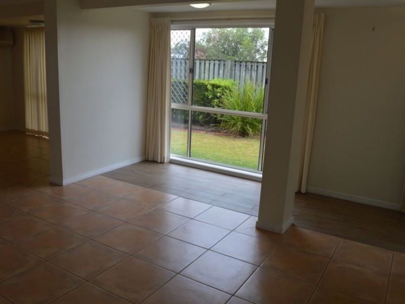 31/82-86 Limetree Parade, Runaway Bay QLD 4216