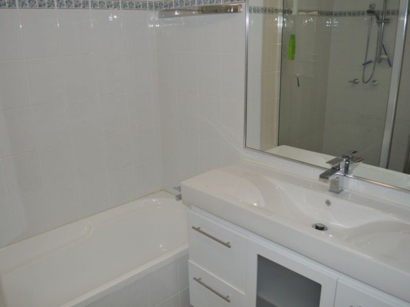 31/82-86 Limetree Parade, Runaway Bay QLD 4216