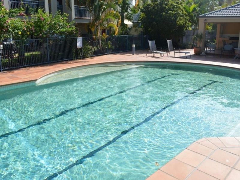 31/82-86 Limetree Parade, Runaway Bay QLD 4216