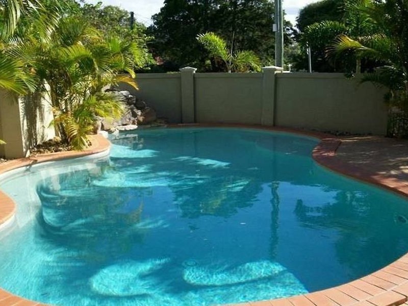 8/25 Chester Terrace, Southport QLD 4215