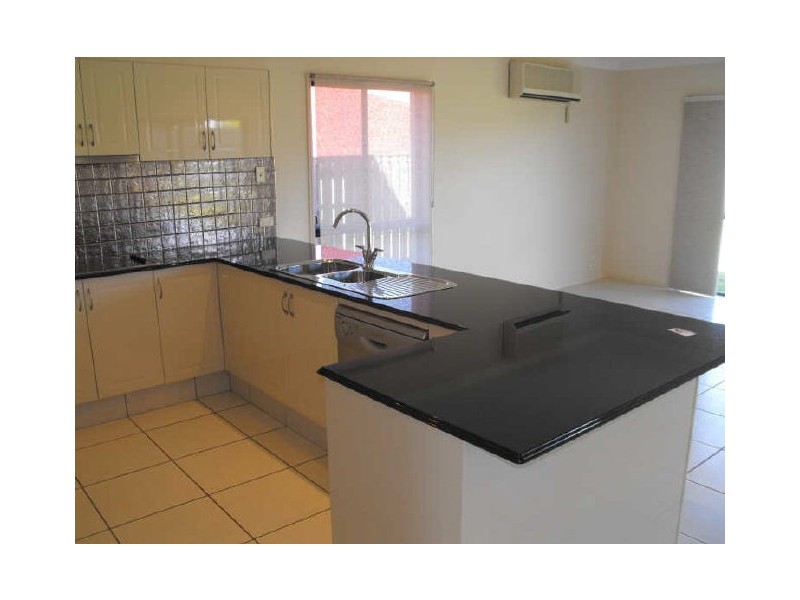 6 Blackheath Terrace, Pacific Pines QLD 4211