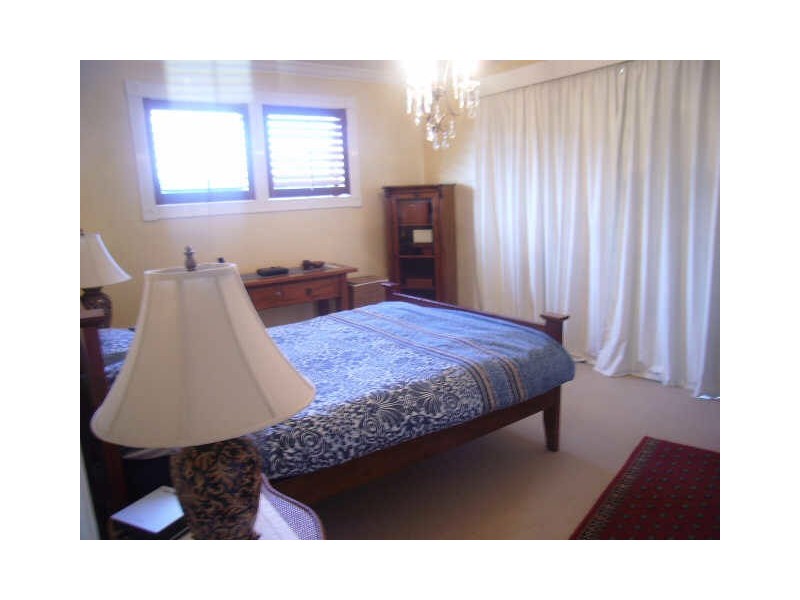 Labrador QLD 4215