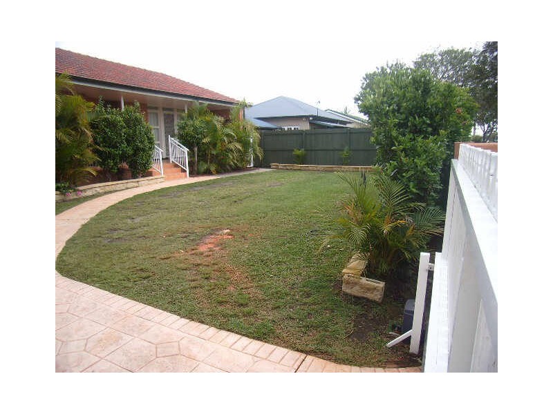 Labrador QLD 4215