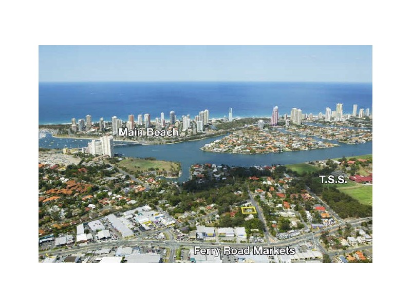 19 Charlton Ave, Southport QLD 4215