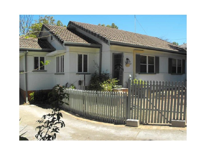 1/66 Falconer Street, Southport QLD 4215