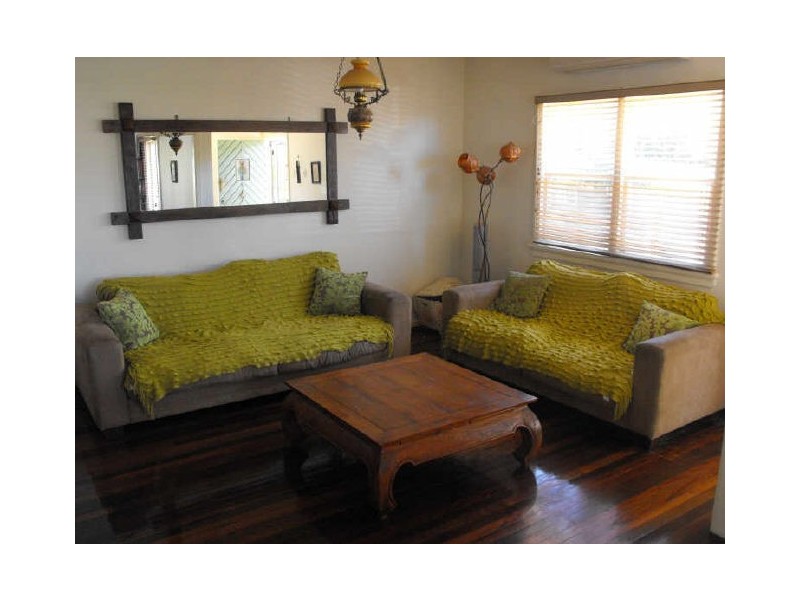 1/66 Falconer Street, Southport QLD 4215