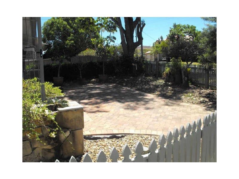 1/66 Falconer Street, Southport QLD 4215