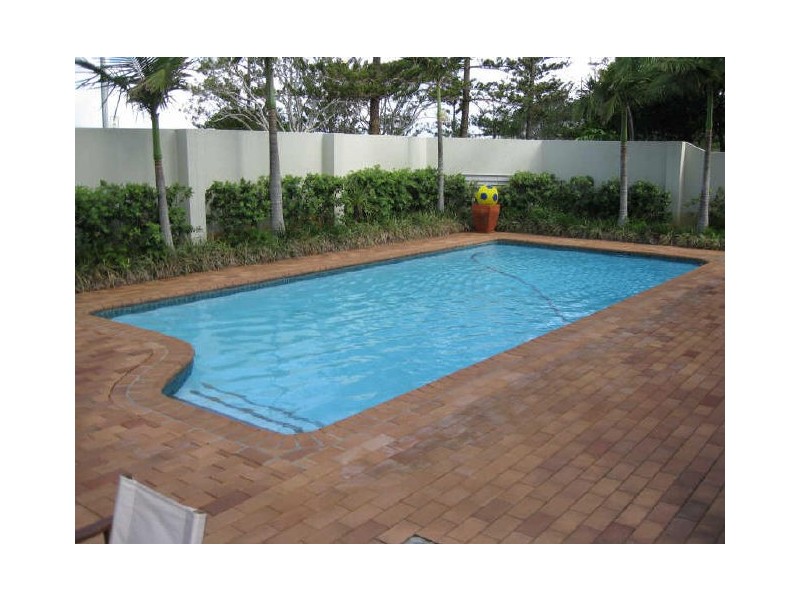 Labrador QLD 4215
