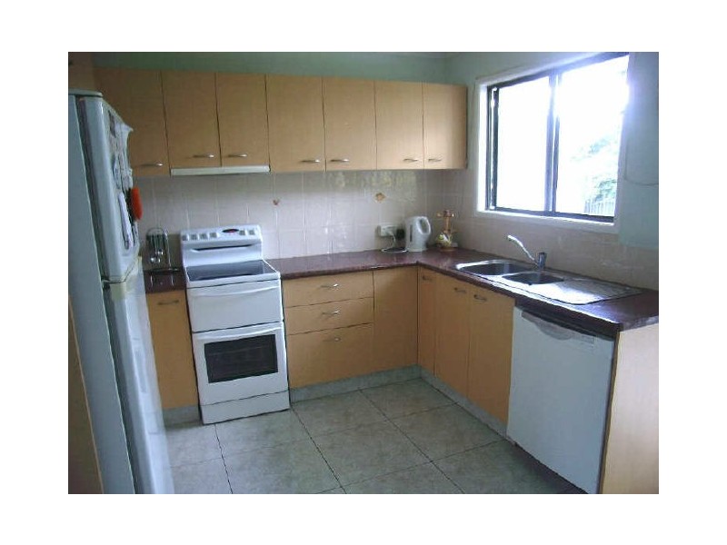 124 Benowa Road, Southport QLD 4215