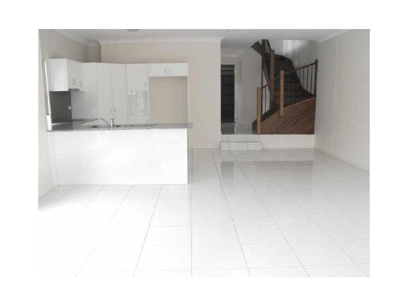 1/25 Melinda Street, Southport QLD 4215