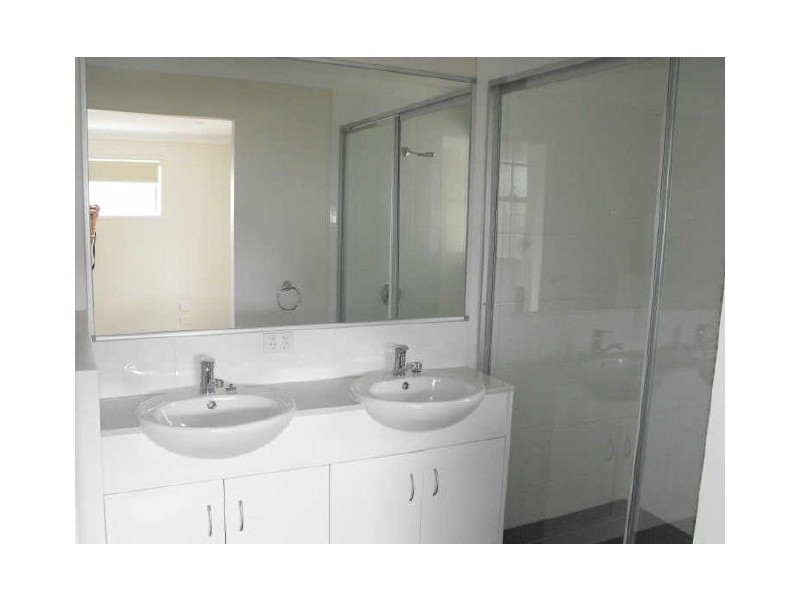 1/25 Melinda Street, Southport QLD 4215