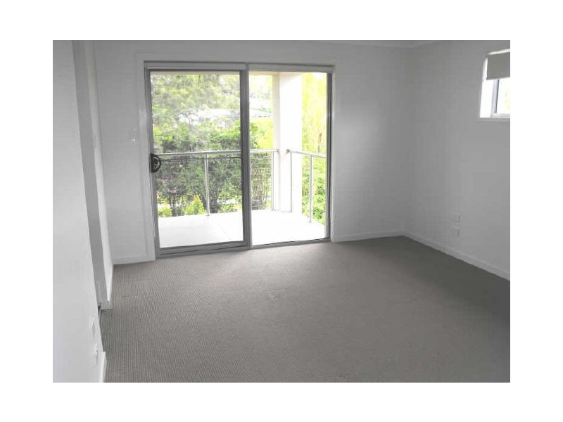 1/25 Melinda Street, Southport QLD 4215