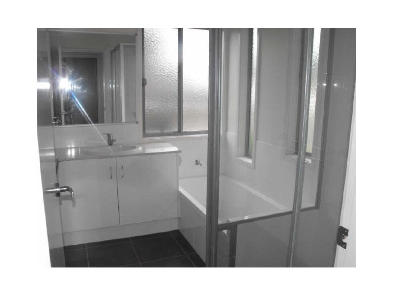 1/25 Melinda Street, Southport QLD 4215