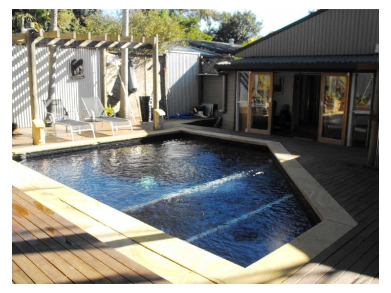 18 Dowling Drive, Southport QLD 4215