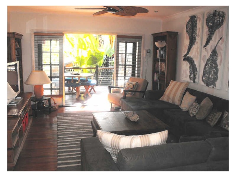 18 Dowling Drive, Southport QLD 4215