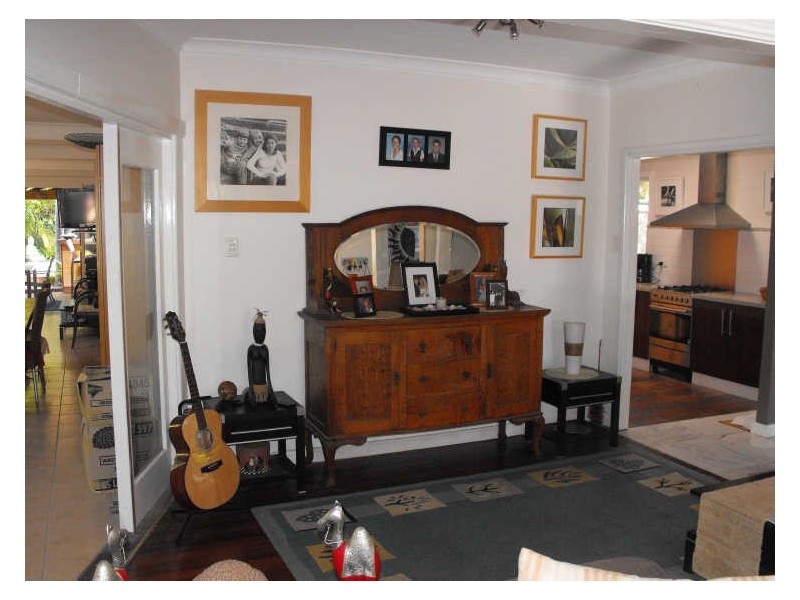 18 Dowling Drive, Southport QLD 4215