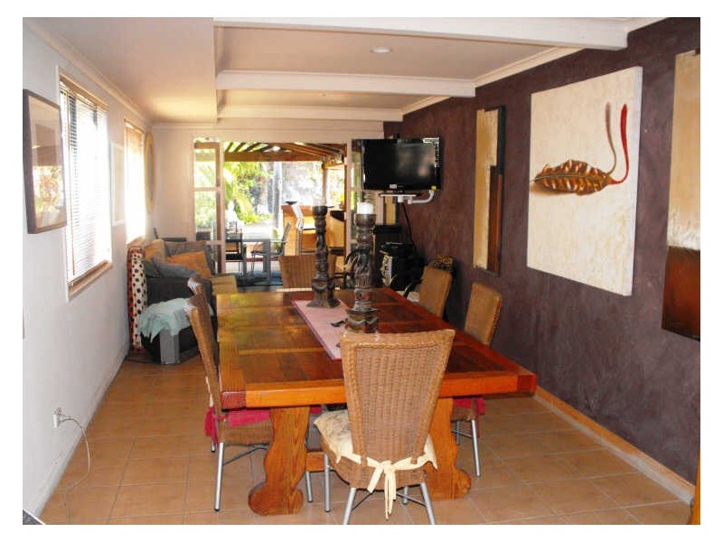 18 Dowling Drive, Southport QLD 4215