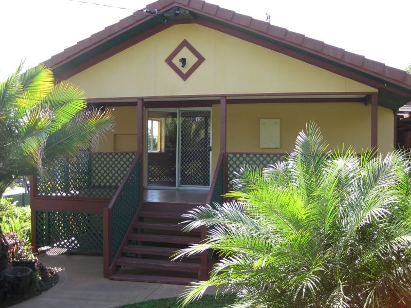 28 Lara Avenue, Southport QLD 4215