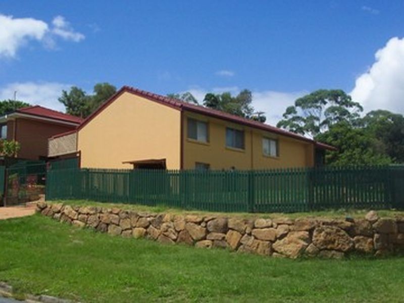 28 Lara Avenue, Southport QLD 4215