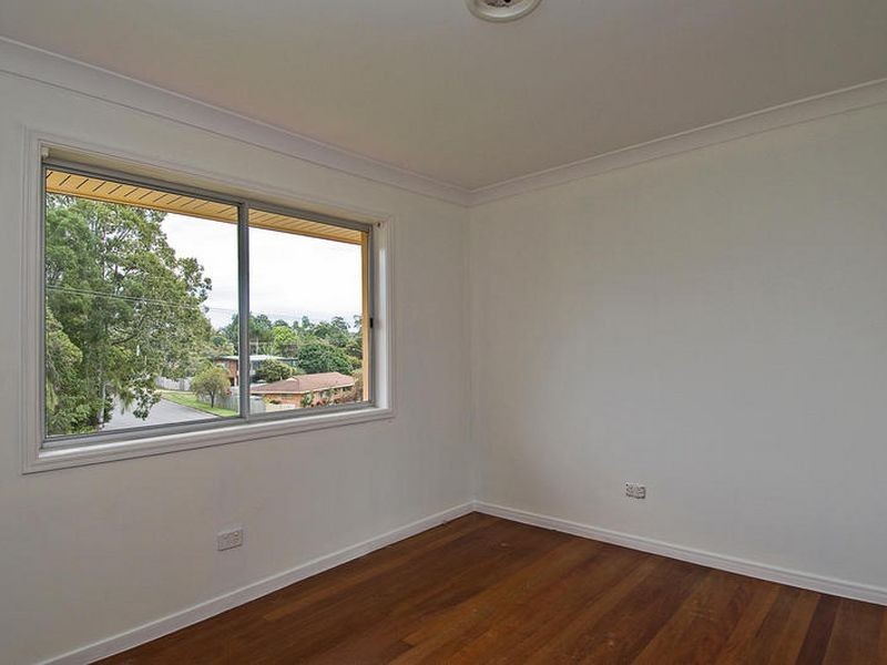 28 Lara Avenue, Southport QLD 4215