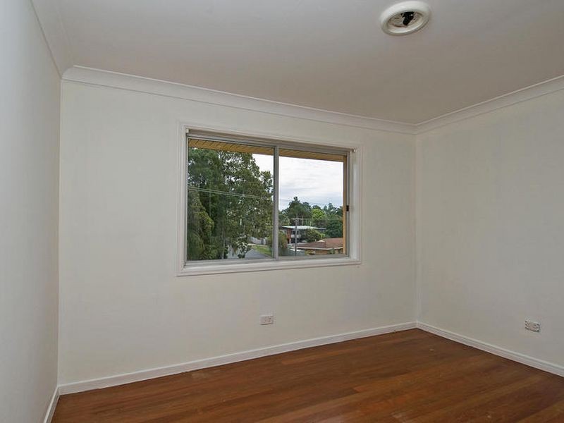 28 Lara Avenue, Southport QLD 4215